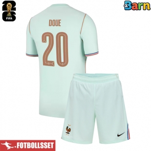 Frankrike Desire Doue #20 Bortatröja Barn VM 2026 Kortärmad (+ Korta byxor)