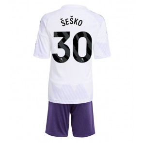 Manchester United Benjamin Sesko #30 Bortatröja Barn 2025-26 Kortärmad (+ Korta byxor)