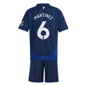 Manchester United Lisandro Martinez #6 Bortatröja Barn 2024-25 Kortärmad (+ Korta byxor)