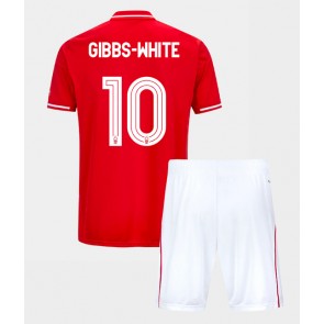 Nottingham Forest Morgan Gibbs-White #10 Hemmatröja Barn 2025-26 Kortärmad (+ Korta byxor)