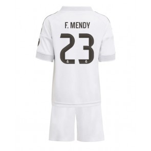 Real Madrid Ferland Mendy #23 Hemmatröja Barn 2025-26 Kortärmad (+ Korta byxor)