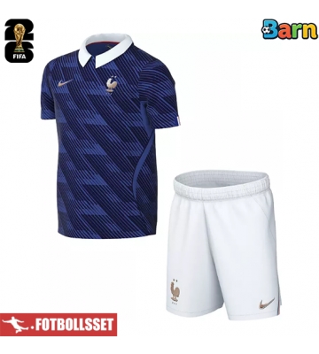 Frankrike Hemmatröja Barn VM 2026 Kortärmad (+ Korta byxor)