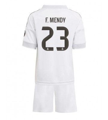 Real Madrid Ferland Mendy #23 Hemmatröja Barn 2025-26 Kortärmad (+ Korta byxor)