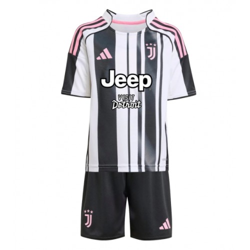 Juventus Khephren Thuram #19 Hemmatröja Barn 2025-26 Kortärmad (+ Korta byxor)