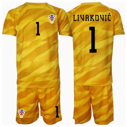 Kroatien Dominik Livakovic #1 Målvakt Hemmatröja Barn EM 2024 Kortärmad (+ Korta byxor)