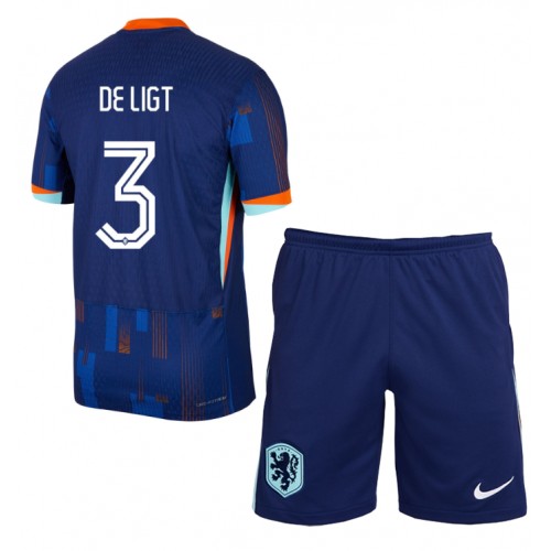 Nederländerna Matthijs de Ligt #3 Bortatröja Barn EM 2024 Kortärmad (+ Korta byxor) Nederländerna Matthijs de Ligt #3 Bortatröja Barn EM 2024 Kortärmad (+ Korta byxor)