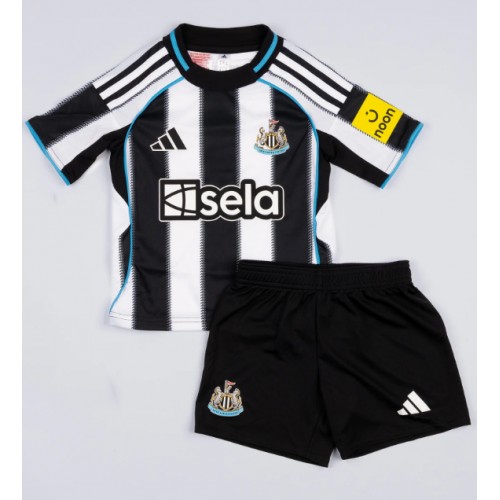 Newcastle United Hemmatröja Barn 2025-26 Kortärmad (+ Korta byxor)