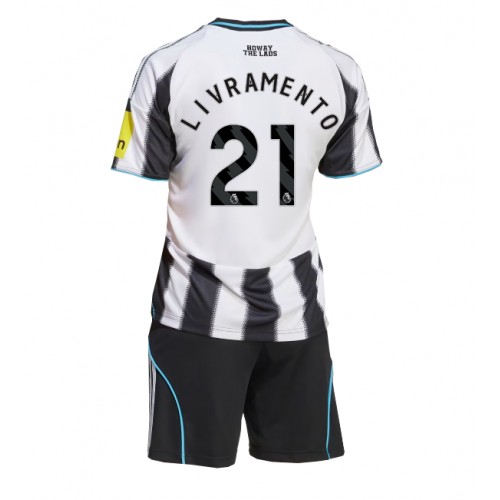 Newcastle United Tino Livramento #21 Hemmatröja Barn 2025-26 Kortärmad (+ Korta byxor)
