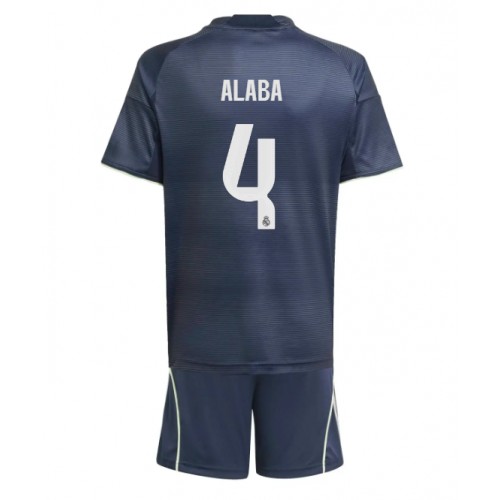 Real Madrid David Alaba #4 Bortatröja Barn 2025-26 Kortärmad (+ Korta byxor)