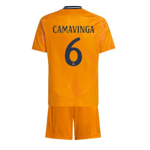 Real Madrid Eduardo Camavinga #6 Bortatröja Barn 2024-25 Kortärmad (+ Korta byxor) Real Madrid Eduardo Camavinga #6 Bortatröja Barn 2024-25 Kortärmad (+ Korta byxor)