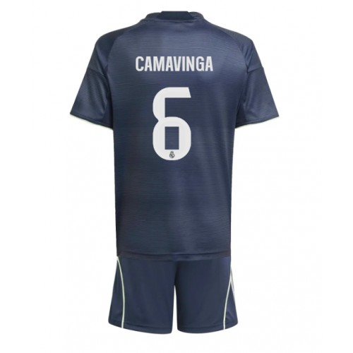 Real Madrid Eduardo Camavinga #6 Bortatröja Barn 2025-26 Kortärmad (+ Korta byxor)